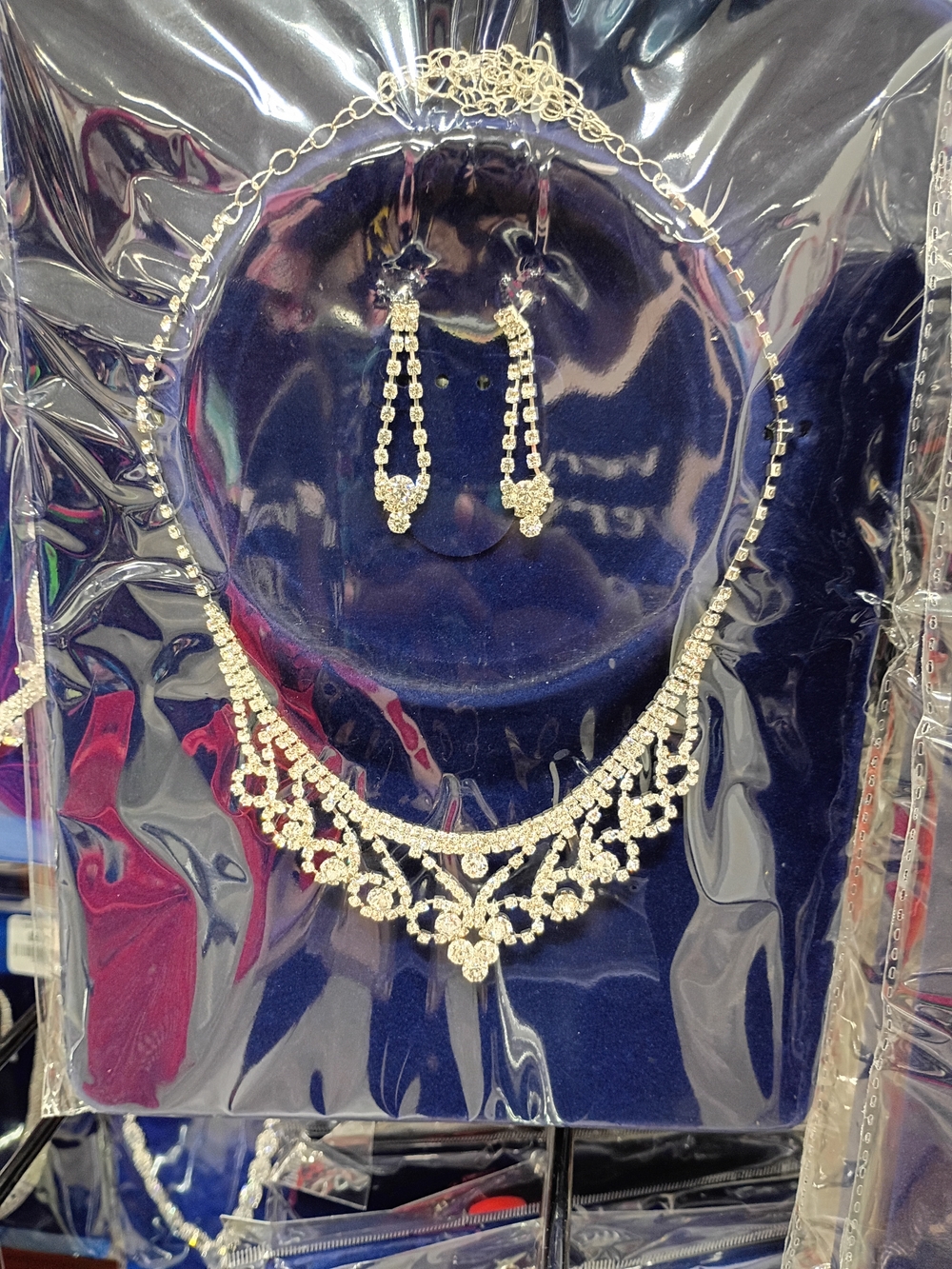 Elegant Silver Crystal Necklace and Earrings Set - Women's Jewelry